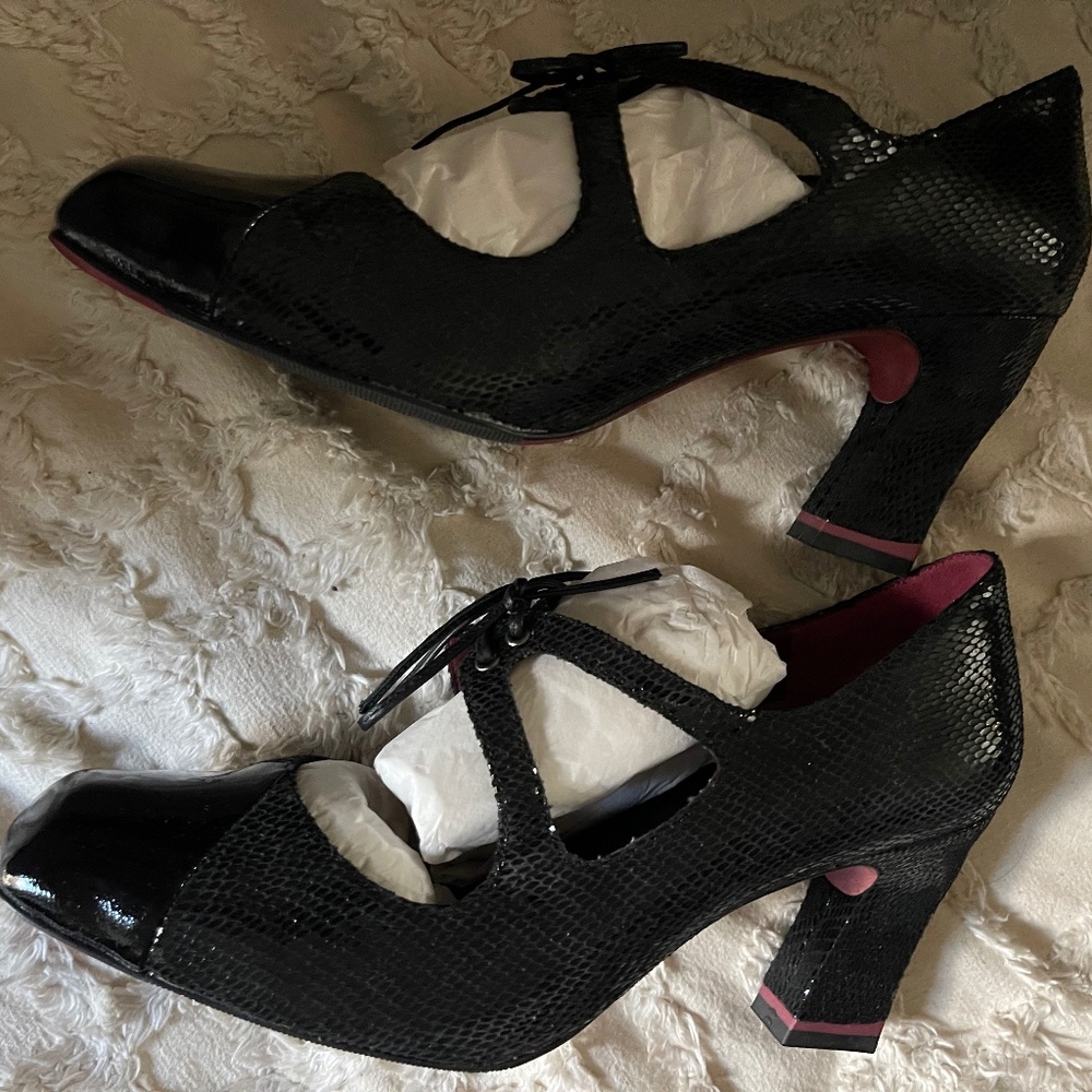 Oh! Healthy Heels Alana Python Black